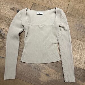 Babaton Sculpt Knit Sweetheart Longsleeve - Light Birch, 2XS